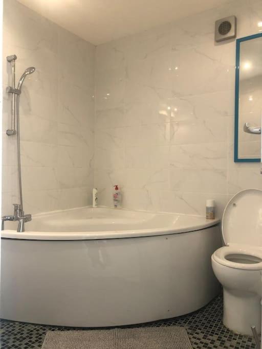 Studio Cosy En Plein Centre-Ville Cannes Ngoại thất bức ảnh